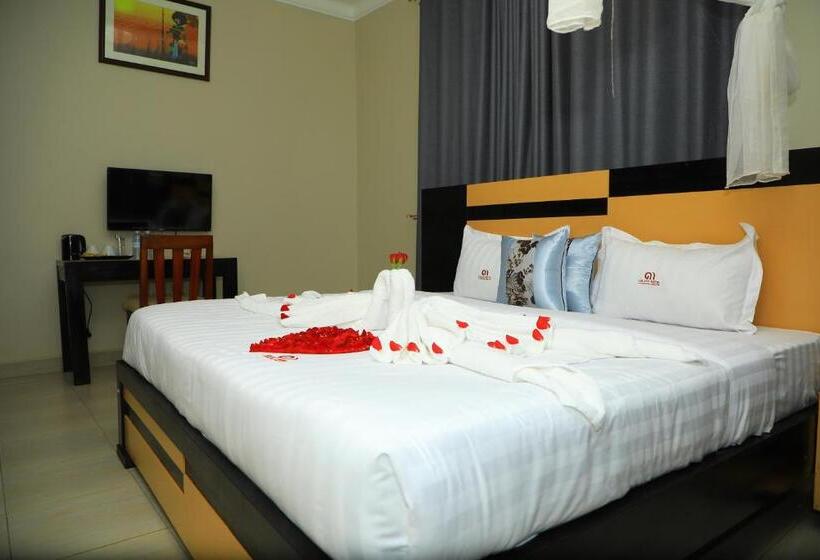 اتاق استاندارد با تخت بزرگ, Galaxy Motel Kampala
