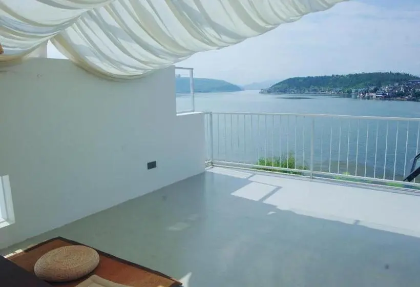 オーシャンビューデラックススイート, Dali Fish Inn Sea View