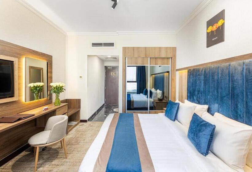 Family Suite, Diyar Altaqwa