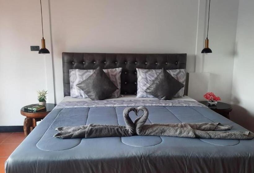 Номер Deluxe Вид на Море, Happy Beach Jomtien Guesthouse