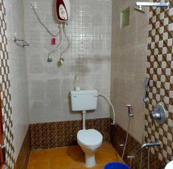 إستوديو قياسى مطل على البحر, Kanikasundari Home Stay