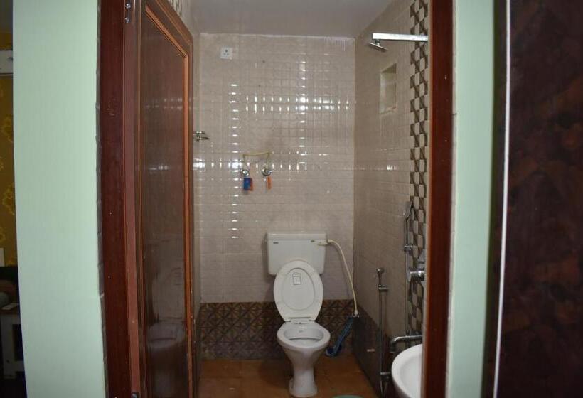 Студия Deluxe, Kanikasundari Home Stay