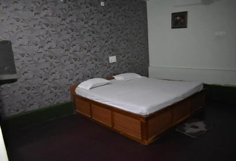 Perhestudio, Kanikasundari Home Stay