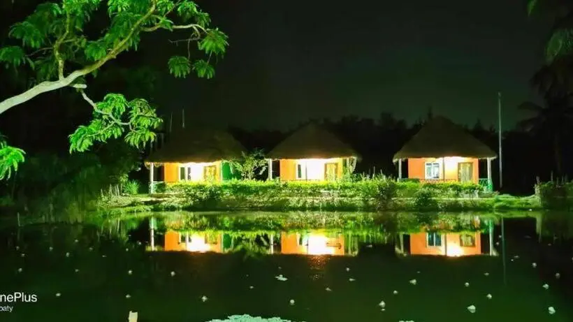 Standard studio with lake view, Kanikasundari Home Stay