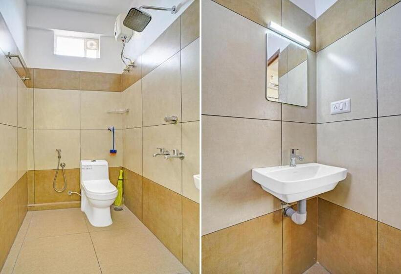 Üç Kişilik Klasik oda, Oyo Flagship Solo Suite