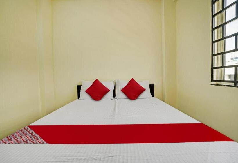 Üç Kişilik Klasik oda, Oyo Flagship Solo Suite