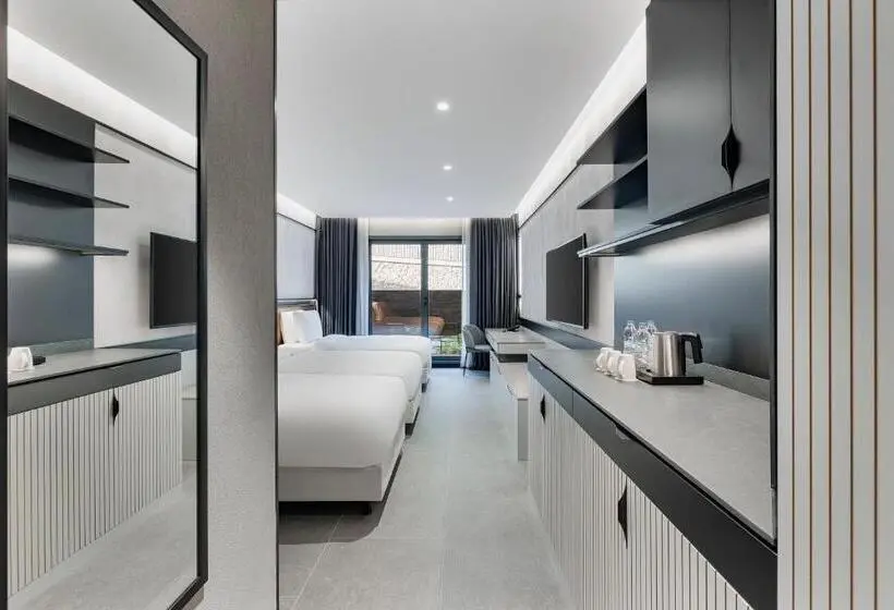 デラックストリプルルーム, Inventist Hotel Sports Academy Istanbul