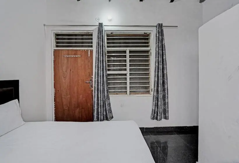 Classic Kolmen Hengen Huone, Spot On Hotel Delight