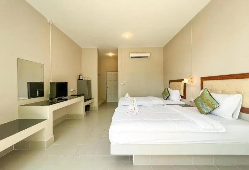 デラックスルーム, Tri S Miracle Kata Beach Side