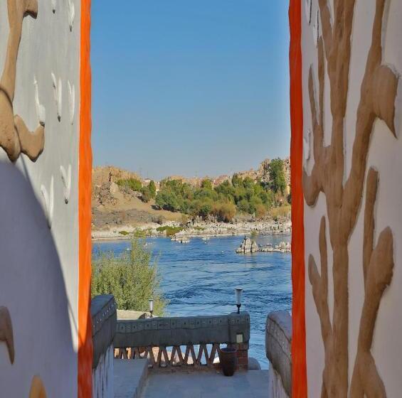 کلبه ییلاقی, Anakato Nubian Experience