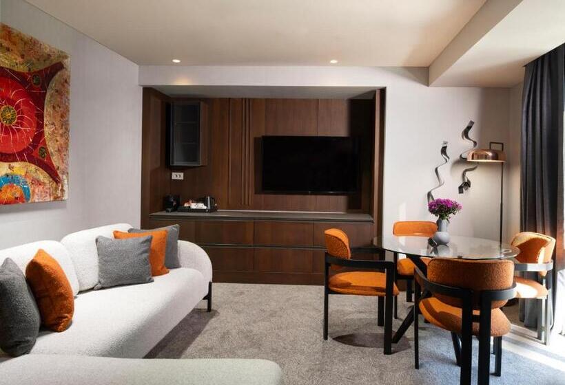 سوئیت با چشم‌انداز, Crowne Plaza Istanbul   Ortakoy Bosphorus, An Ihg