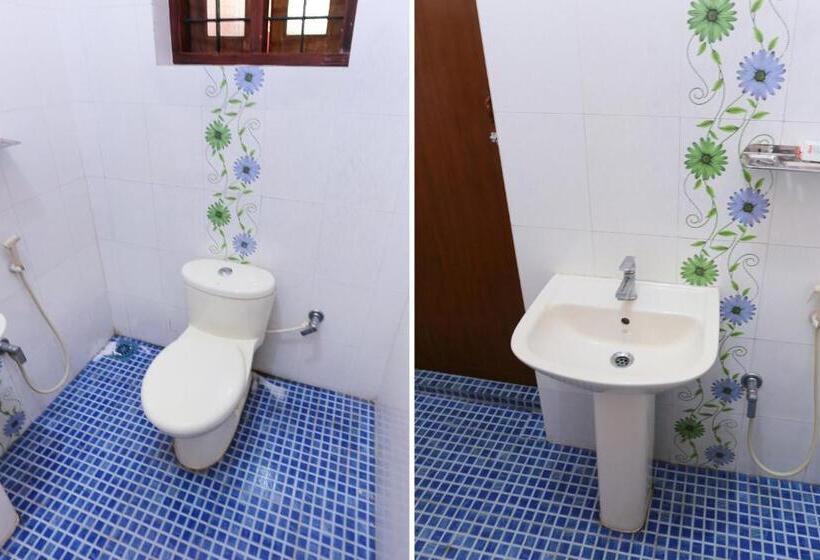 חדר קלאסי לשלושה, Oyo Flagship Sreedevi Garden