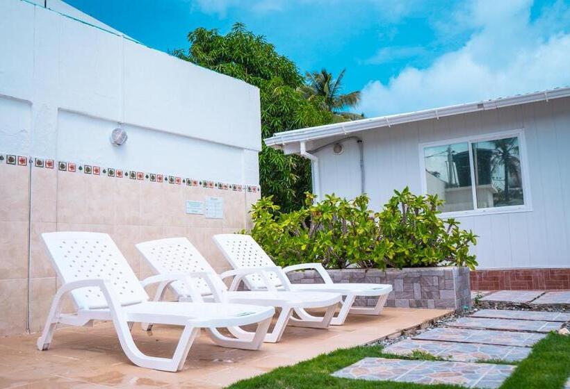 スタンダードスタジオ, Casa Boutique Blessed Place