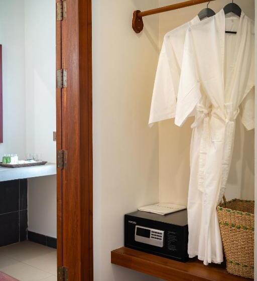 اتاق لوکس با چشمانداز شهر, Sala Siem Reap