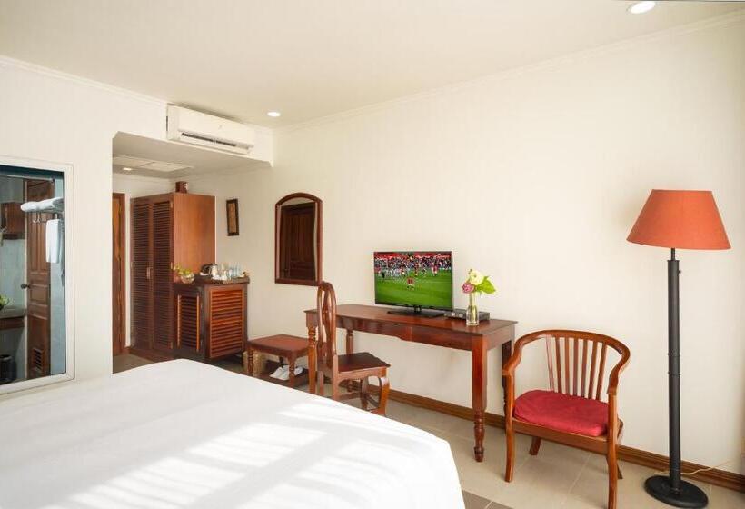 اتاق لوکس با چشمانداز شهر, Sala Siem Reap