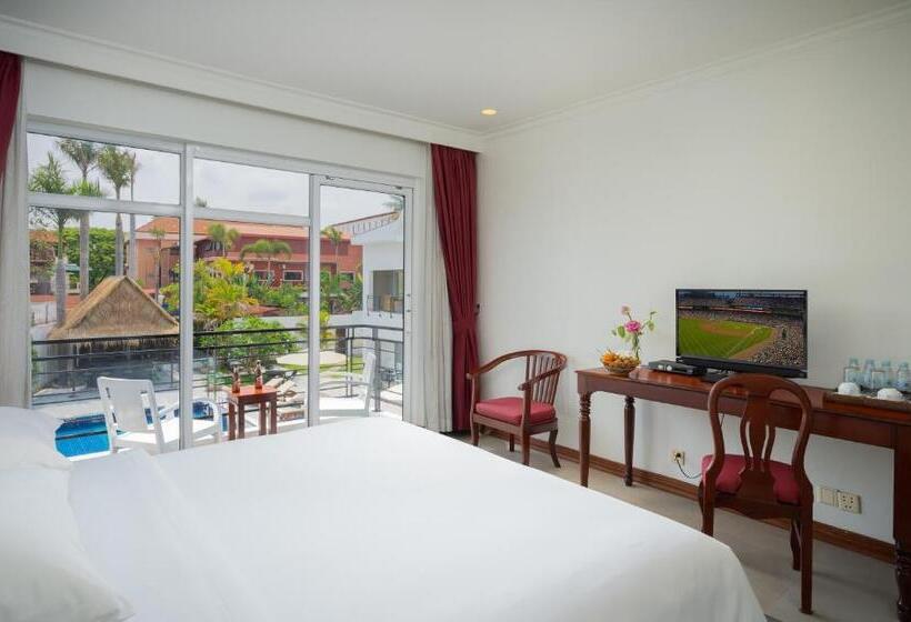 اتاق لوکس با چشمانداز استخر, Sala Siem Reap