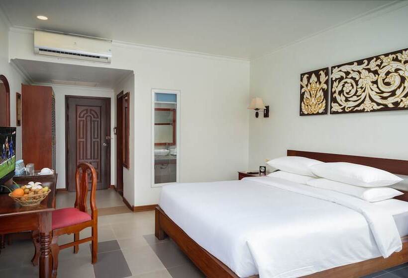 اتاق لوکس با چشمانداز استخر, Sala Siem Reap