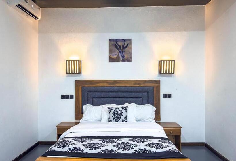 带大床的标准间, The New Njiro Legacy