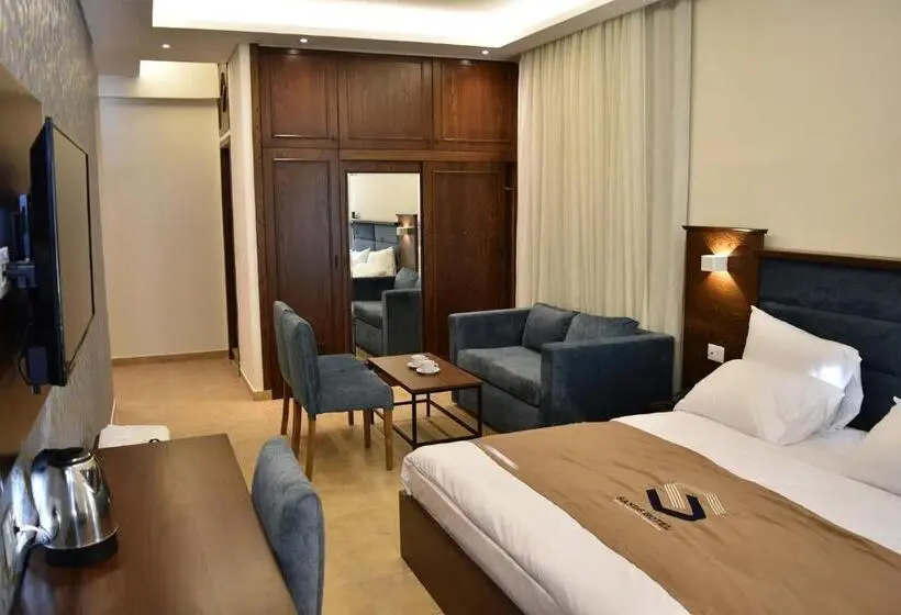 Deluxe Suite Sea View, Sands