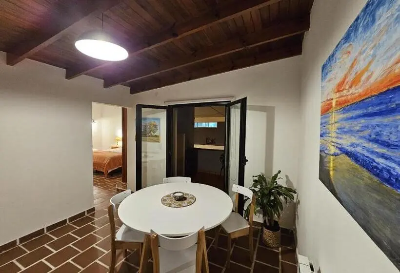 バルコニー付き１ベッドルームアパートメント, Posada Del Atelier