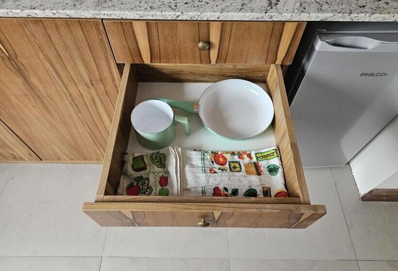 דירת חדר נוף לגינה, Posada Del Atelier