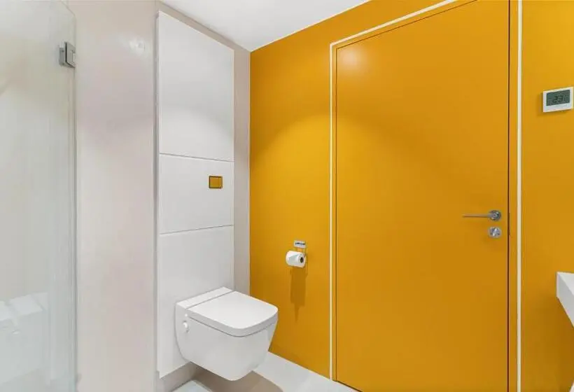Balkonlu Standart Stüdyo, Lux