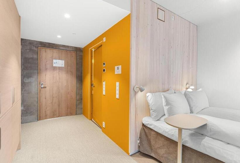 Студио Стандарт с Балконом, Lux