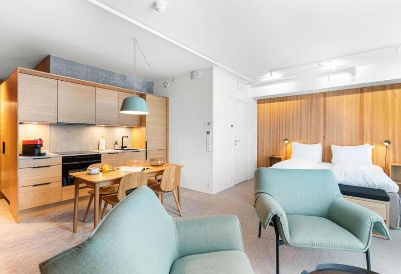 Студия Стандарт, Lux