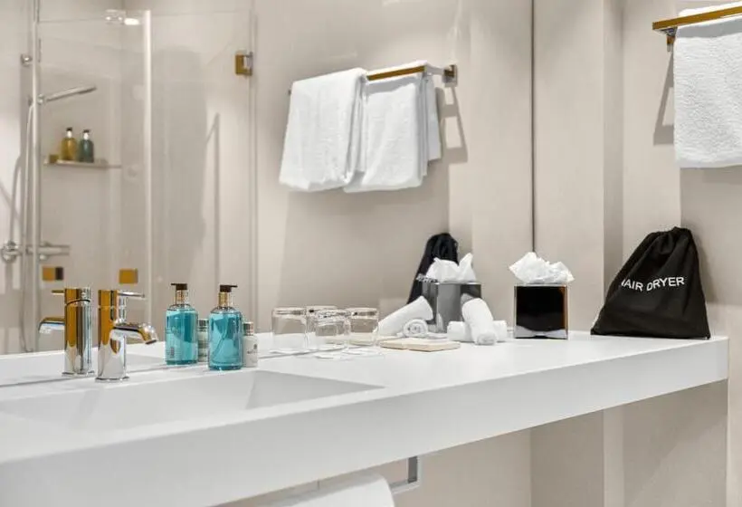 Balkonlu 1 Yatak Odalı Daire, Lux