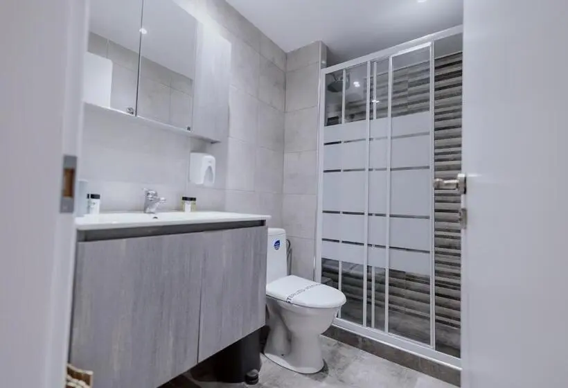 اتاق لوکس, Roh Suites