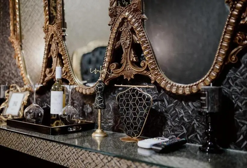 اتاق استاندارد, Roh Suites