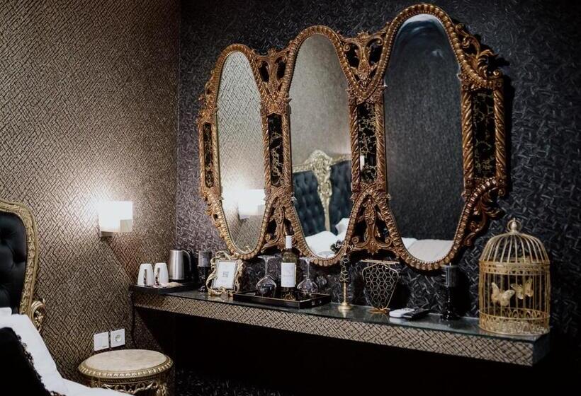 Номер Стандарт, Roh Suites