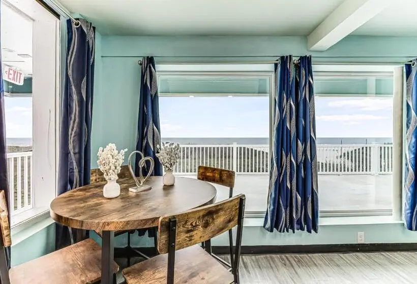 キングサイズベッドのスイートルーム, Seaside Boutique Hotel, Waves At Your Doorstep