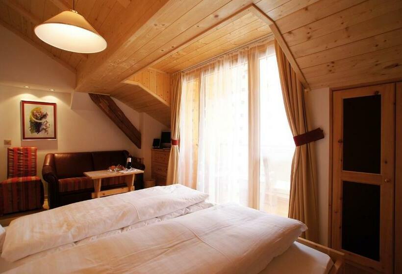 스탠다드 룸, Astras