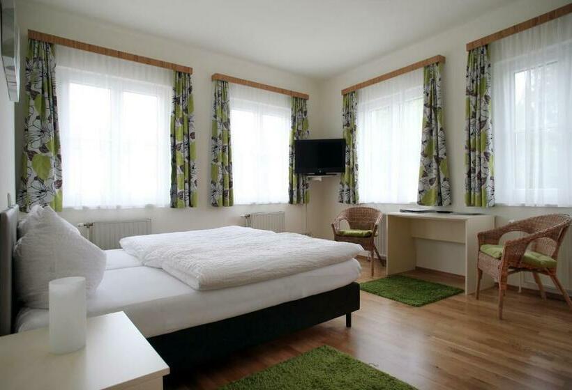 Номер Стандарт, Babenbergerhof