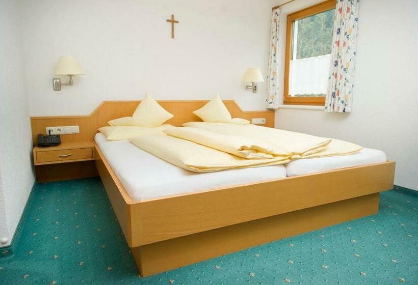 スタンダードルーム, Café Pension Zum Jäger