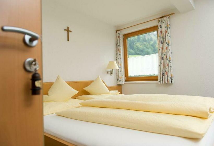 スタンダードルーム, Café Pension Zum Jäger