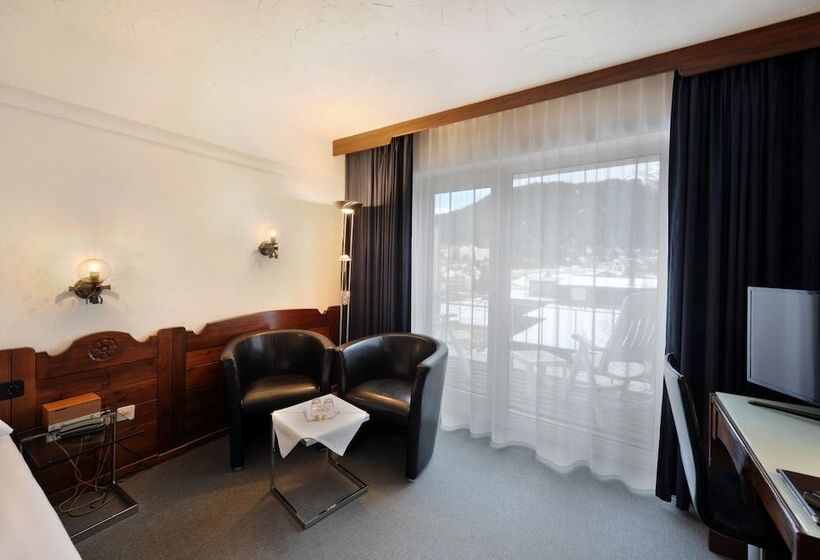 غرفة قياسية فردية, Dischma