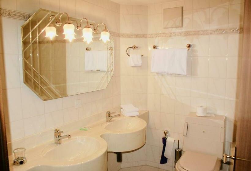 חדר סטנדרט, Du Pont