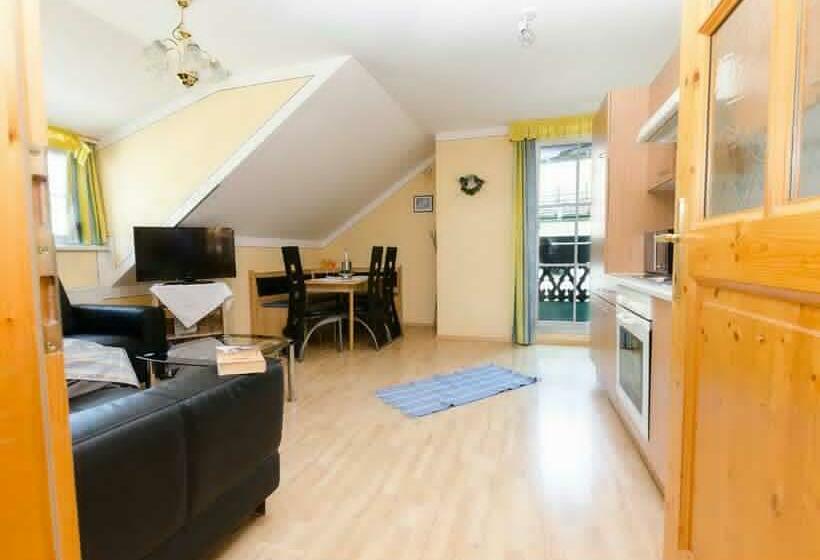 ファミリールーム, Haus Mayerhofer