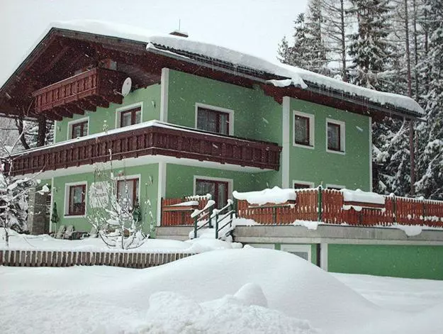 Huoneisto 2 Makuuhuonetta, Haus Petersmann
