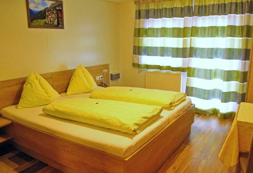 Номер Стандарт, Haus Waldheim