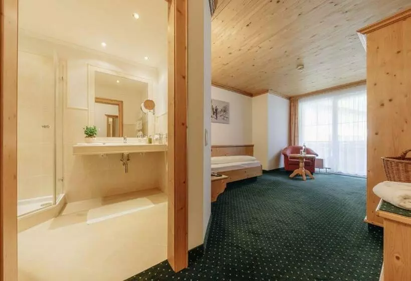 Habitació Estàndard Individual amb Balcó, Hirschen