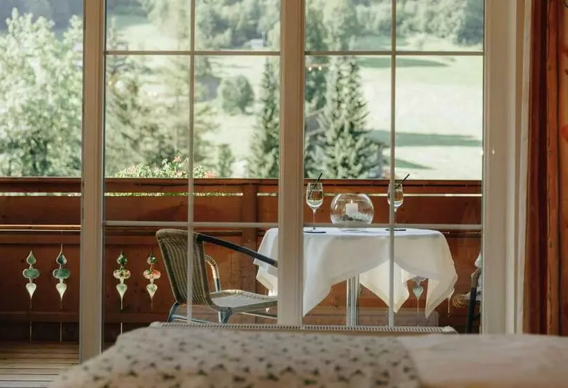 Habitació Estàndard amb Balconada, Hirschen