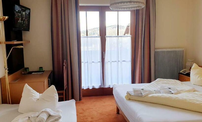 バルコニー付きスタンダードルーム, Hubertushof