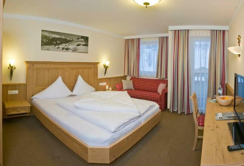 Номер Deluxe, Lenz