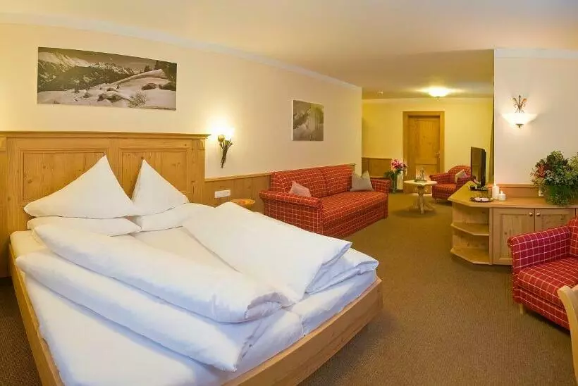 Suite Junior, Lenz