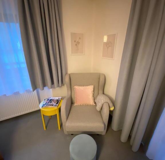 标准间, Pension Rangger