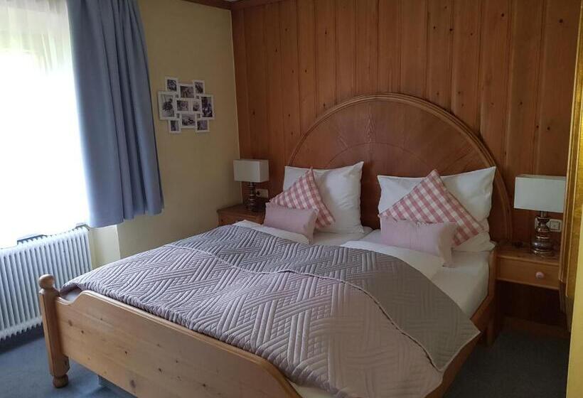 标准间, Pension Rangger