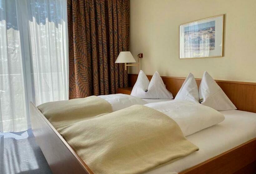 标准间带阳台, Pension Seirer